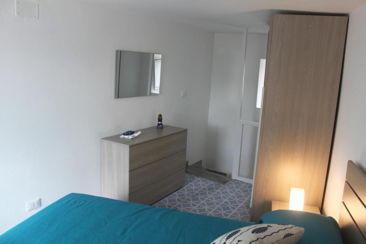 Camere Dieci Maggio- Beb Dory, Nemo, Guizzo Ponza Kültér fotó