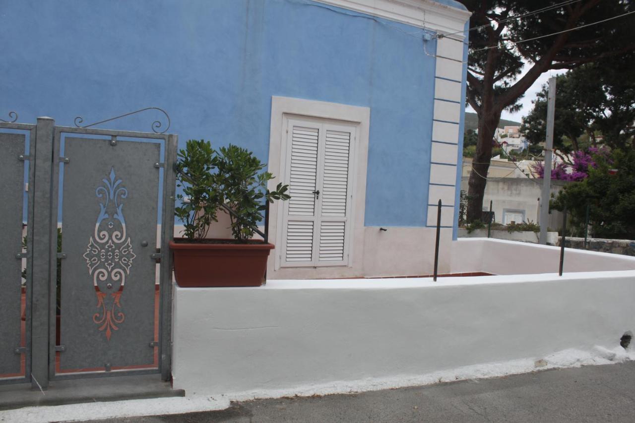 Camere Dieci Maggio- Beb Dory, Nemo, Guizzo Ponza Kültér fotó